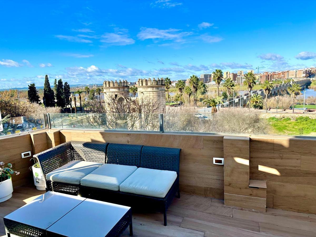 Alojamientos Puerta Palma Con Vistas Y Parking バダホス エクステリア 写真