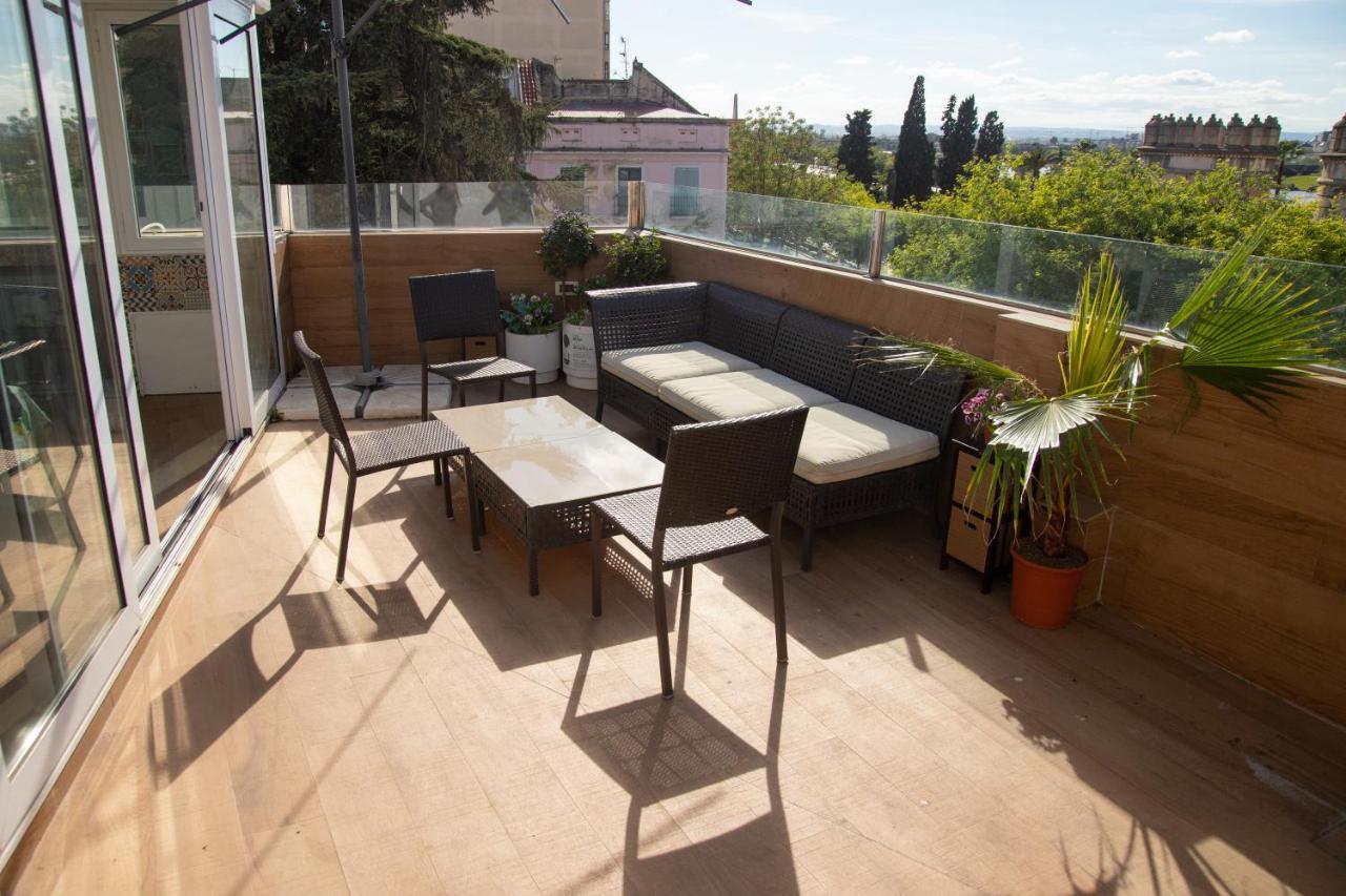 Alojamientos Puerta Palma Con Vistas Y Parking バダホス エクステリア 写真